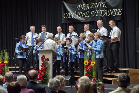 Novice vitanje praznuje 5 foto uros urlep